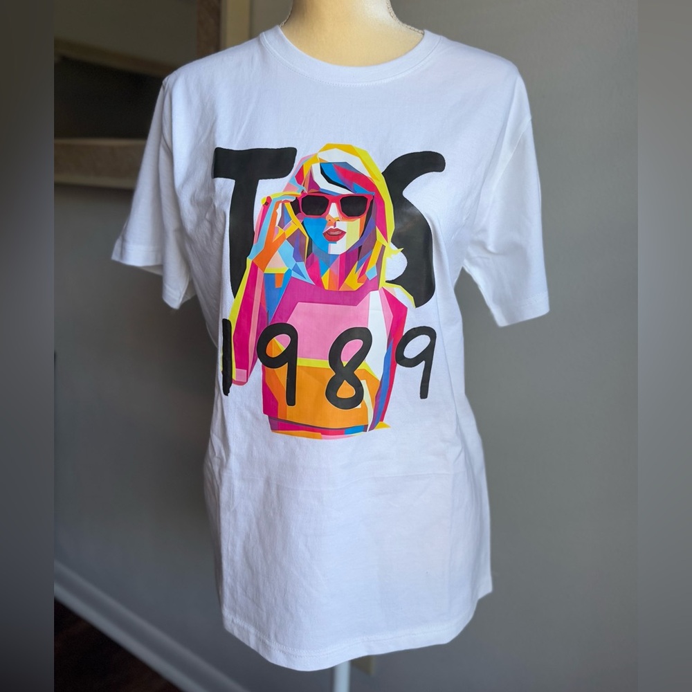Taylor Swift White Graphic Tee - 1989 Design